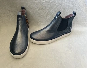 Sperry Chelsea Boots Crest Girls Sz 6 M Blue Bootie Mid Top Sneakers *Flaw - Picture 1 of 12