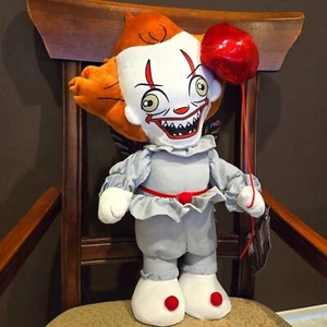 NUEVO CON ETIQUETAS IT película 22" Pennywise Haloween Door Greeter - Imagen 1 de 4