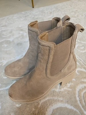 Dolce Vita High Quality Women's Hawk H20 Suede Boots Size 9 - Image 1 of 4