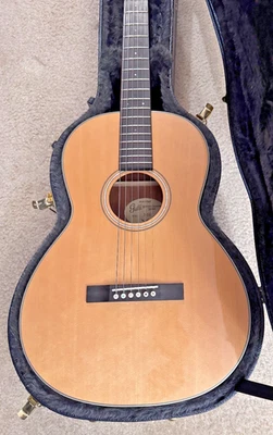 Гитара акустическая Guild P-240 Memoir Parlor - натуральный жесткий чехол - Изображение 1 из 4