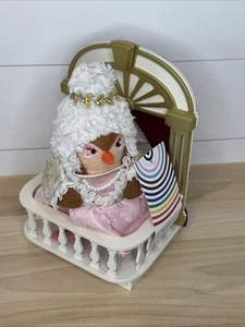 Target Featherly Friends Queen Pride Vogel & Balkon Zubehör Set NEU 2025 - Bild 1 von 6