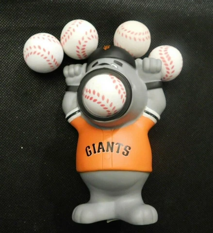 HOG WILD LLC GIANTS TEAM MASCOT FIGURE WITH 5 BASEBALLS!   e910DXX Cover