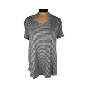 Grace & Lace Perfect V-Ausschnitt T-Shirt in tonal grau gestreift Größe M kurzarm - Bild 1 von 13