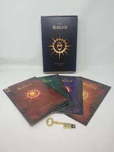 The Source #1-4 - Metallic Cover - Limited Edition Comic Box Set - Bild 1 von 10