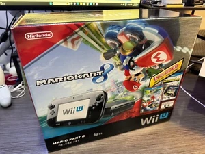 Nintendo Wii U Mario Kart 8 Deluxe 32GB CIB with Games - Very Good - READ DESC - - Picture 1 of 19