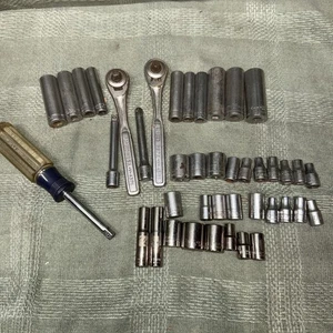 Vtg 43 pc 1950's =V= & G Series 1/4" Drive Sockets Ratchets Extensions Driver - Picture 1 of 12
