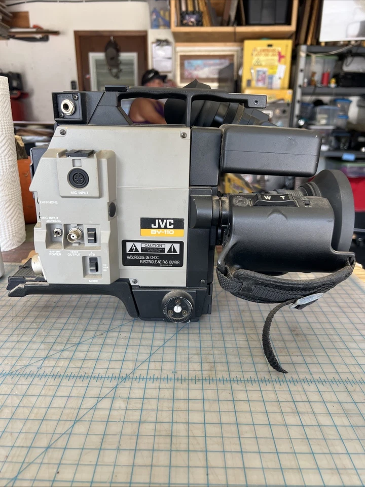 JVC BY-110 Video Camera HZ-110 Lens Vintage 1988 Viewfinder VF-115U - untested - Image 1 of 4