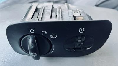 ✅ 97 98 99 00 01 02 03 FORD EXPEDITION F150 INTERRUPTOR ATENUADOR SIN NIEBLA Foto 1 de 2