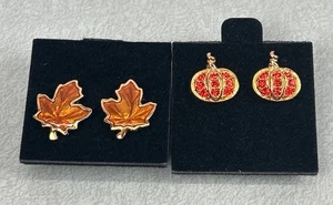 Lote Pendientes Perforados Avon Vintage Otoño Otoño Hoja Preciosa Calabaza 1997 - Imagen 1 de 5
