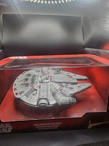 Disney Star Wars Millennium Falcon *Shelf Wear* - Picture 1 of 6