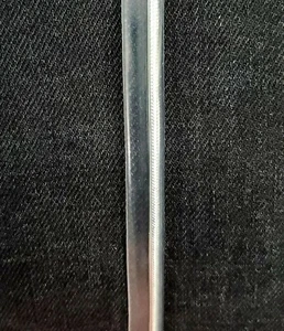 MITTLERE SILBERROHRE 7/16"" (H) X 1/8"" PERLE MIT LIPPE glatte matte Oberfläche 10 Fuß. - Bild 1 von 2