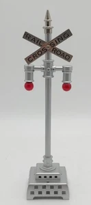 Lionel 11-90108 Metal Silver Flashing RR Signal EX - Picture 1 of 4