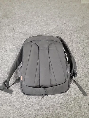 Manfrotto Veloce V Camera DSLR and Laptop Backpack MB SB390-5BB Black - Image 1 of 4