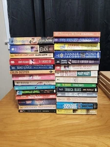 Posten 28 historische Romane Taschenbücher, Romane gemischte Genres/Autoren/Titel - Bild 1 von 8