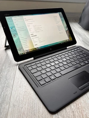 Fujitsu Stylistic R726 Tablet PC, Intel Core i5- 6300U - 2.4GHz, 8GB, 256GB SSD - Bild 1 von 4