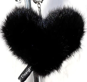 Nerz Anhänger Herz Pelz Schlüssel Fell Tasche Mink Schmuck Zierde Schwarz - Picture 1 of 3
