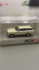 PCX 1/87 Plastic car model Ford Taunus TC2 (1976) Milky white - Picture 1 of 6