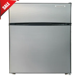 7.5 Cu. Ft. Top Freezer Refrigerator Frigidaire Platinum Series Stainless Look - Picture 1 of 12