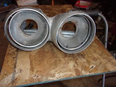 Conjunto de faros abatibles laterales del conductor 1966 67 Buick Riviera Riviera GS LH Foto 1 de 4