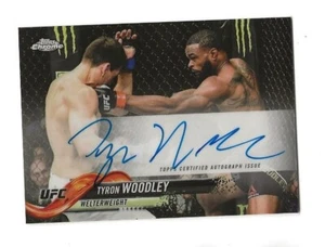 2018 Topps UFC Chrome TYRON WOODLEY autografato UFC - Foto 1 di 1