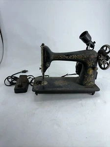 Antique 1920s Singer Model 15 Sewing Machine Head W/Motor and Light READ Desc! - Picture 1 of 21