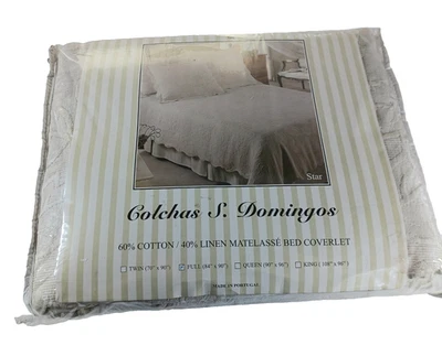 Colchas S. Domingos Full Size Bed Coverlet + Shames. Beige.  Cotton/Linen. - Image 1 of 4