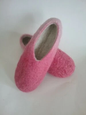 Thick Ombre Pink 100% wool Felt Houseshoe Custom New Handmade US merino Slippers - Image 1 of 2