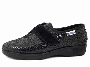 Pantofole Donna Chiuse in Tessuto Nero con Strap Suola Antiscivolo EMANUELA - Foto 1 di 4