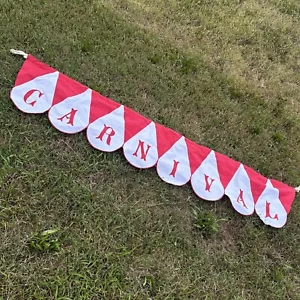 Striscione Carnevale Tela Tessuto Rosso e Bianco Tema Circo 72”x15” Grande - Foto 1 di 3