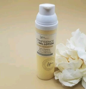 It Cosmetics Confidence In A Gel Lotion 2.5 fl New READ DESCRIPTION - Picture 1 of 3