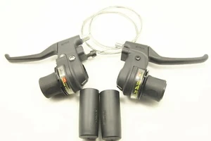 Suntour Bicycle TS-SX10 3 X 6 Speed Shifters Twist Grip Gear Shifters NOS - Picture 1 of 4