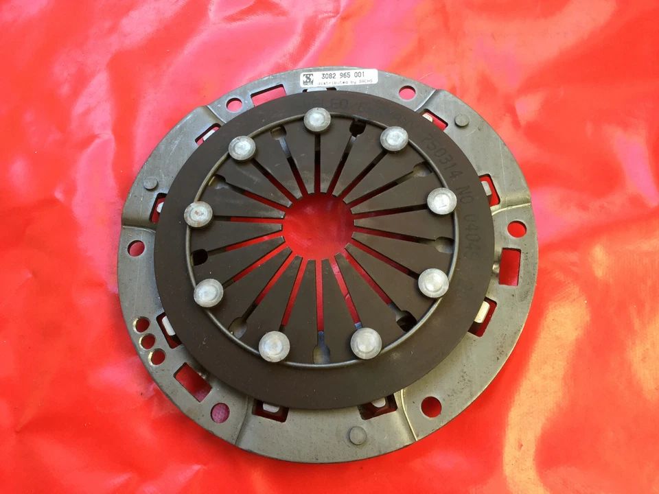 MECANISME EMBRAYAGE NEUF REF. 3082965001, POUR WARTBURG 353 1000 DE 1975 A 1989 Foto 1 de 3