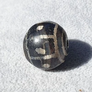 Antique Tibetan Etched Gray Agate Bead Eyes Pattern Amulet SHDK-6 - Picture 1 of 12