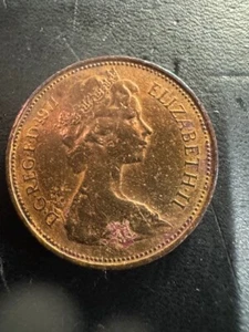 1971 ---- "NEW PENCE" --- 2p Elizabeth II British Coin ---- Very Rare - Picture 1 of 6