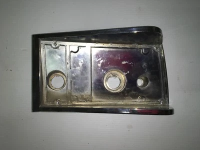 70 71 AMC Hornet Original Pasajero Derecho Luz Trasera Carcasa Foto 1 de 3