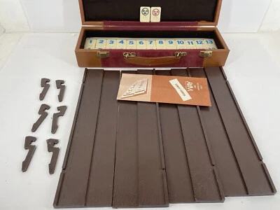 Missing 2 Legs VTG  Amway International Rummy Game Faux Leather Carrying Case - Image 1 of 4