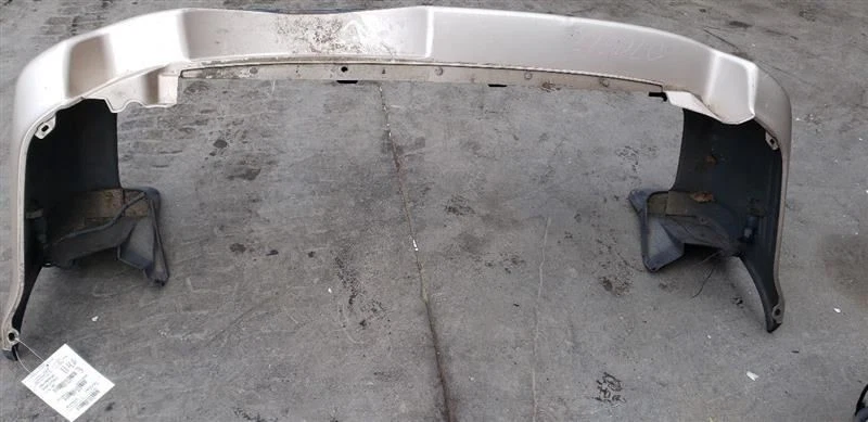 00-01 HONDA CR-V  Rear Bumper Color Matched SE AA116416 - Image 1 of 1