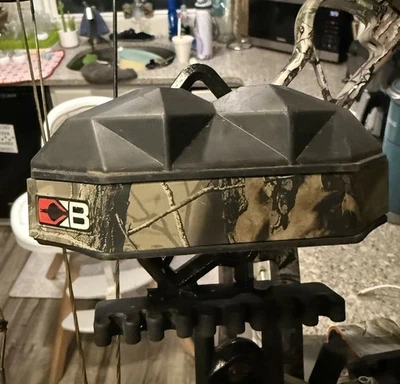 Obsession Bow Turmoil RH Compound Bow - Image 1 of 4