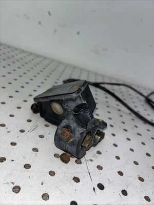 Yamaha Venture Royal XVZ1200 1983 depósito de cilindro maestro de freno delantero Foto 1 de 4