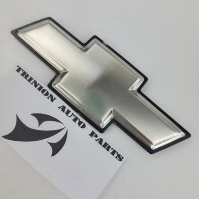 2004-2007 Chevrolet Malibu porta-malas traseiro Chevy emblema emblema SEM ADESIVO - Imagem 1 de 4