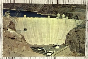 Hoover Boulder Dam Arizona-Nevada Colorado River AZ Postcard - Picture 1 of 2