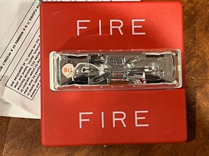 WHEELOCK 127474 RSS-24110W-FR REMOTE SYNC STROBE RED 110CD 20-31VDC - Picture 1 of 3