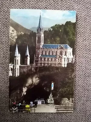 Cpa Lourdes La Basilique Et La Grotte • 3.18€