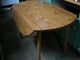 GOOD/DROP LEAF //KITCHEN/DINIMG TABLE/42 INCH DIAMETER/VERY CLEAN AND TIDY