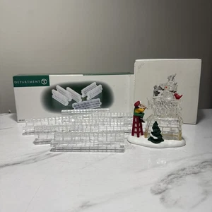 Dept 56 North Pole Sign A Busy Elf Ice Crystal Wall Heritage Village Accessories - Picture 1 of 6