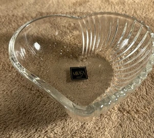 Mikasa Herzform Klarglas Bonboniere Aschenbecher Dekor Schale - Bild 1 von 8
