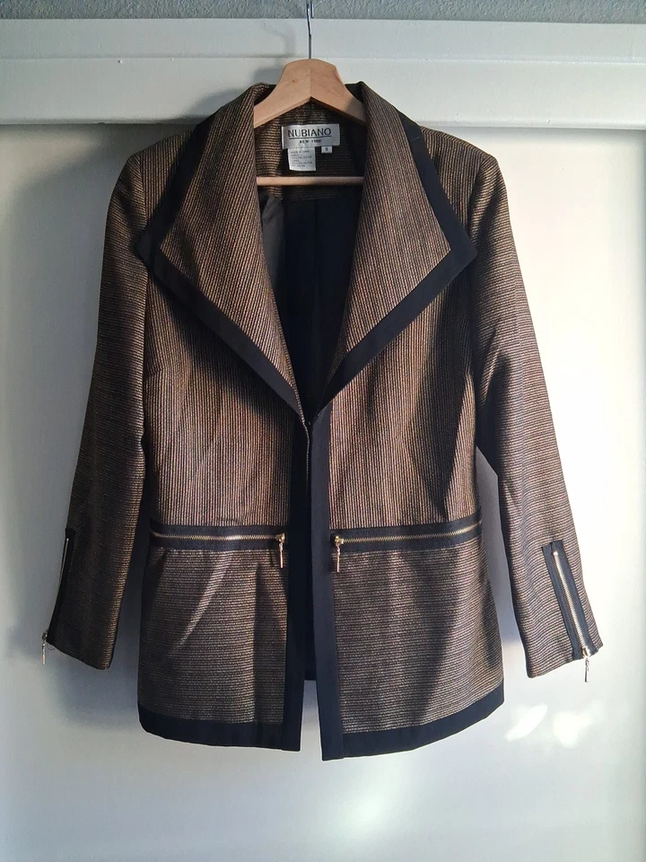 Женская рабочая одежда официальный блейзер NUBIANO NEW YORK куртка размер 8 черные и золотые молнии - Изображение 1 из 4