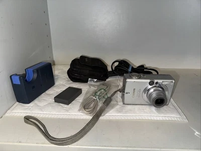 Canon IXUS 400 2x A Digitalkamera Digitale Foto Apparat Camera kamera - Bild 1 von 4