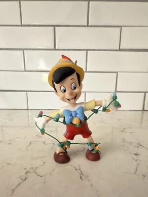 Grolier Disney 2005 Ornamento Pinocho Anual Primeros Momentos Porcelana Luces Foto 1 de 4