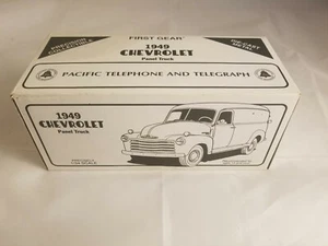 Camión Chevrolet 1949 con panel First Gear escala 1:34, teléfono y telégrafo Pacific - Imagen 1 de 3